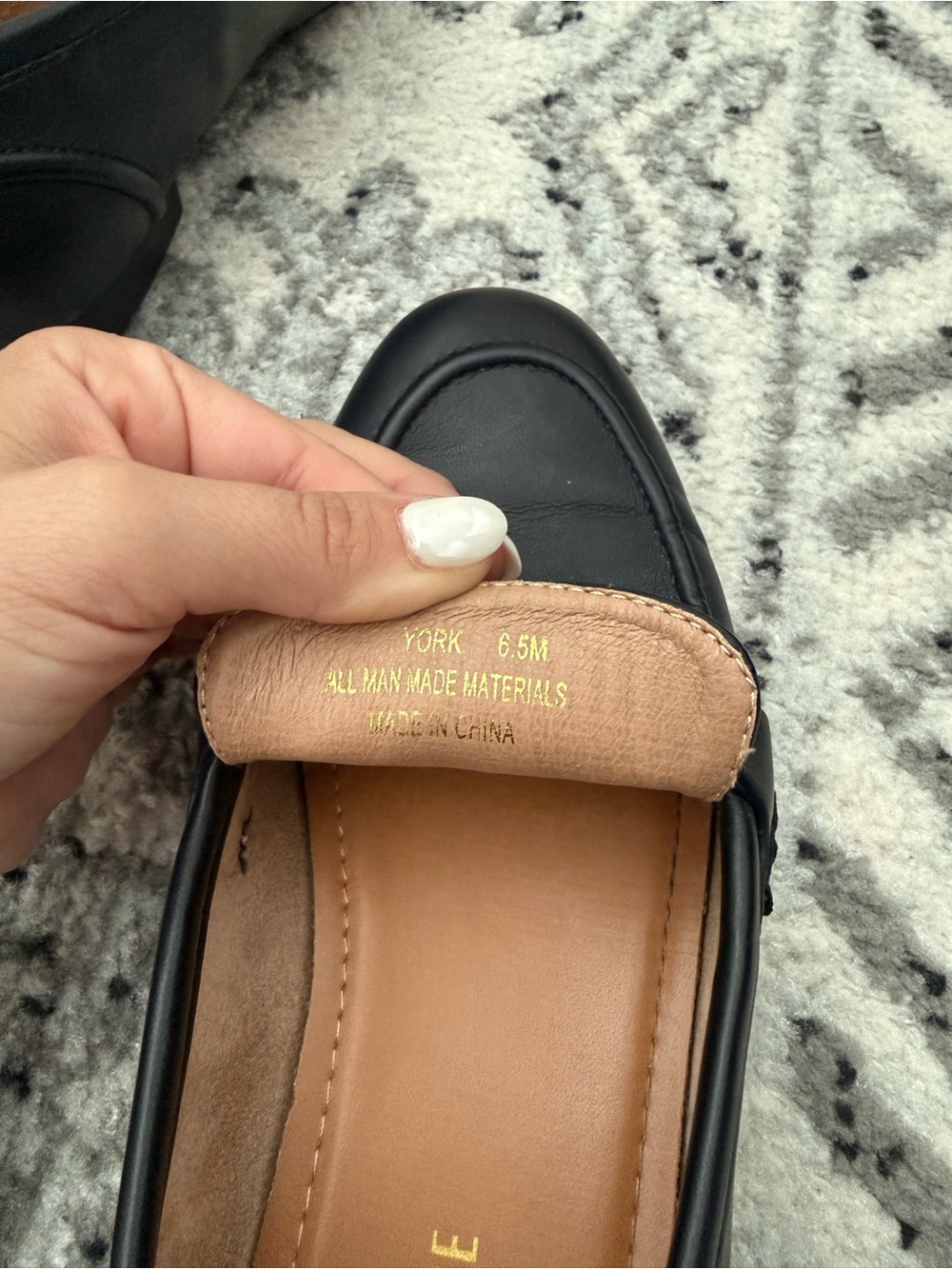 Cushionaire York Black Loafers Gold Horsebit Memory Foam Women’s 6.5 - Picture 4 of 5